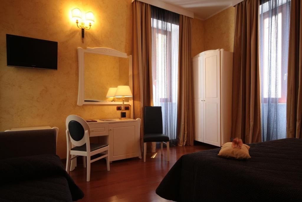Hotel Rojan Sulmona Quarto foto